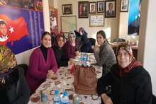 Gebze Derneğinde Bayanlara Helva İkramı Yapıldı.