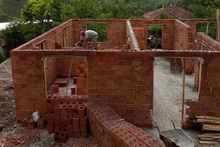 Hoca Evi İnşaatına Yardımlar Yetersiz Geliyor.
