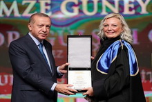 Gamze Güney'e YÖK'ten Ödül.